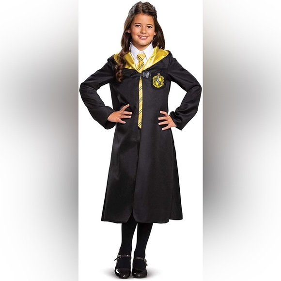 Harry Potter Robe, Official Hogwarts Wizarding World Costume Robes - Picture 4 of 11